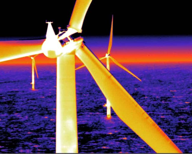thermal imaging of wind turbines